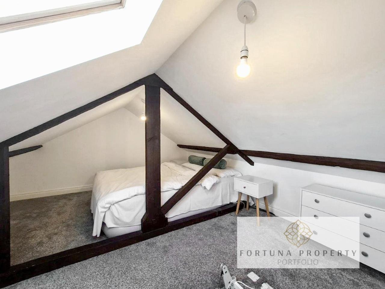 Margaret'S Loft By Fortuna Property チェルトナム エクステリア 写真